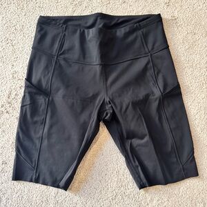Lululemon Fast and Free high rise biker shorts with pockets